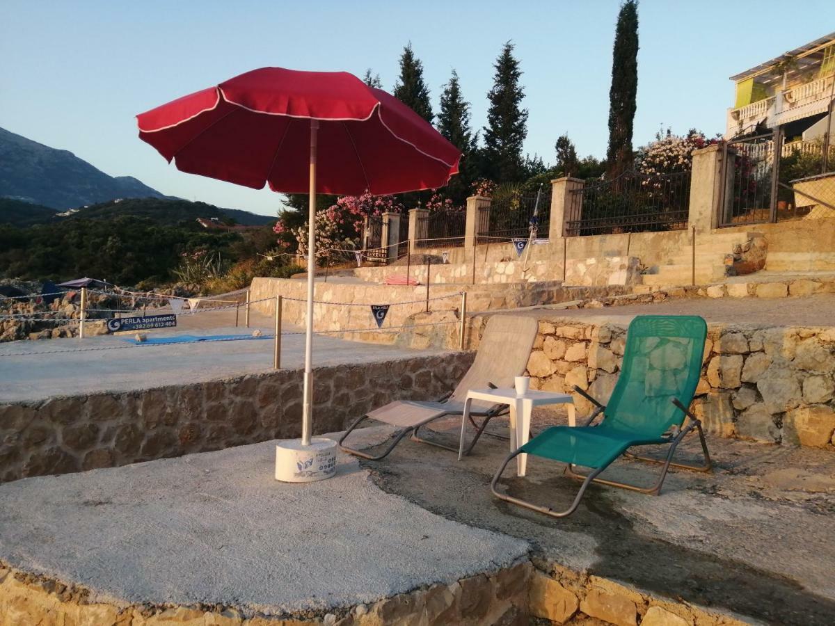 Beach Apartment With Beach Chairs N.1 Utjeha-Bušat Eksteriør billede